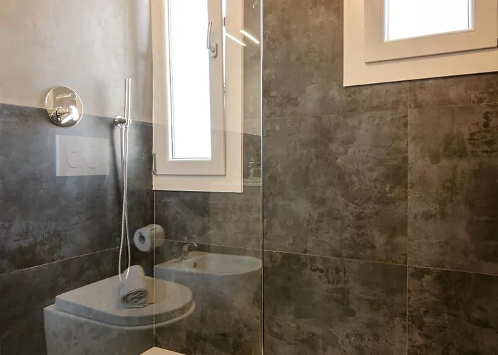 Bianca بولونيا